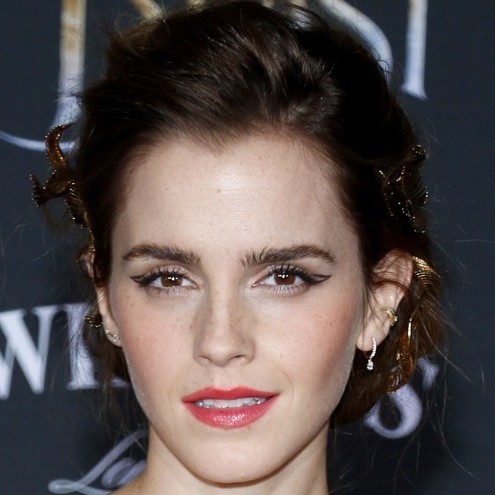What a Thing of Beauty in Emma Watson’s Hair!
